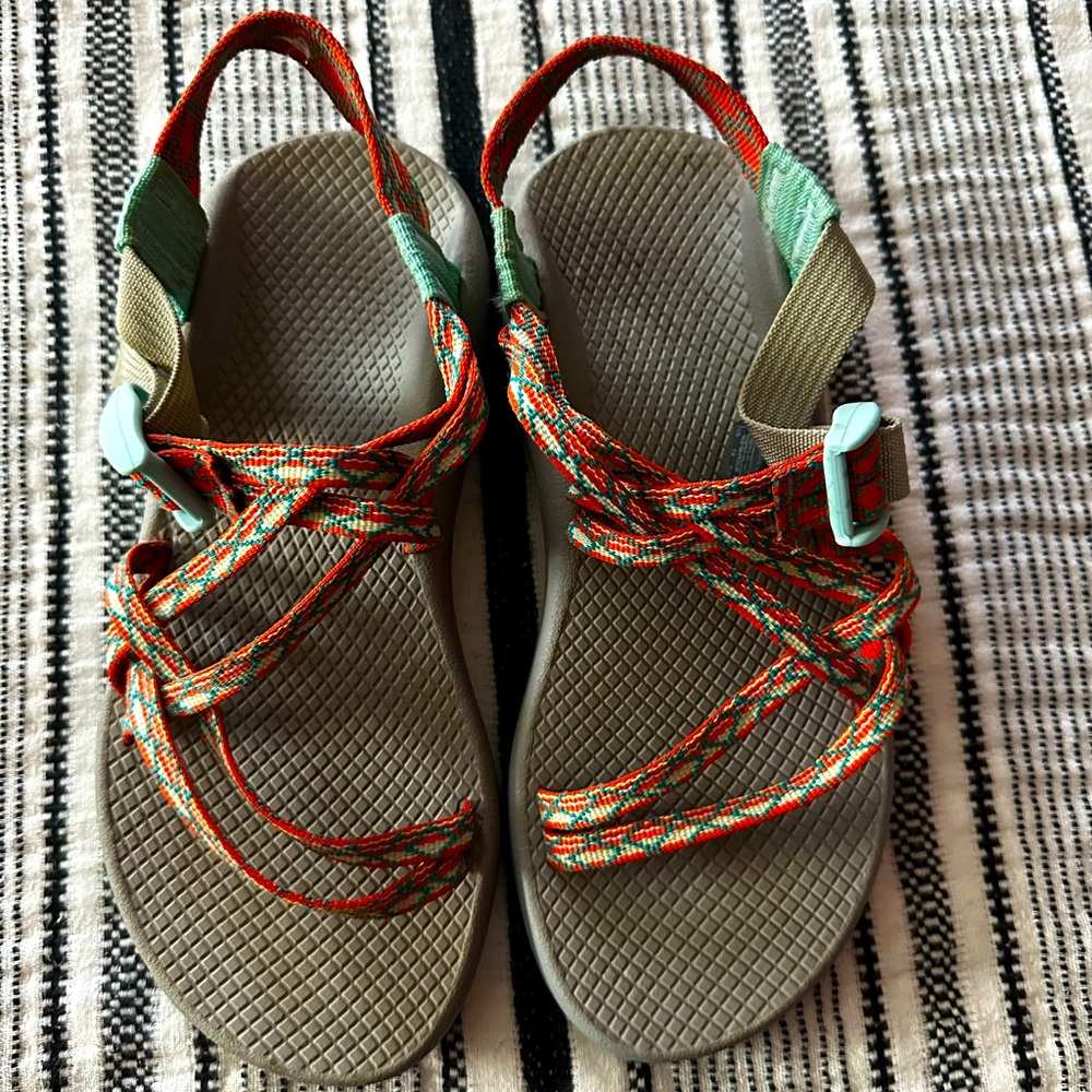 Chacos sz 7